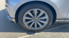 Land Rover Range Rover Velar 3.0 D300 MHEV R-Dynamic SE 5dr Auto Diesel Estate